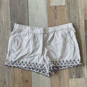 Madewell Embroidered Hem Shorts
